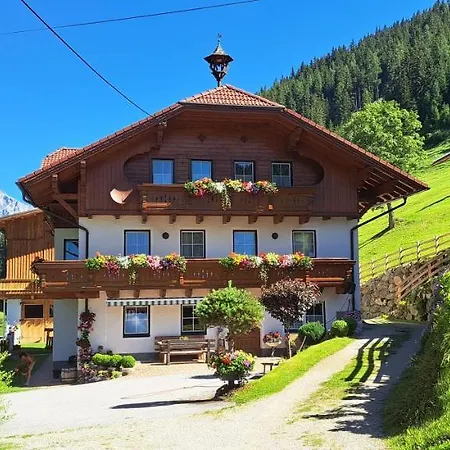 Biobauernhof Fresoldhof Çiftlik konaklama *
